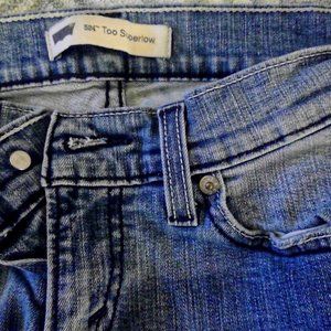 Levis 524 Too Superlow Jeans
